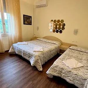 Degli Dei Hotel