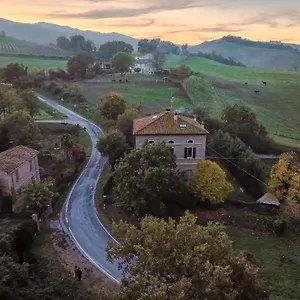 Palazzo Giulia Bed & Breakfast