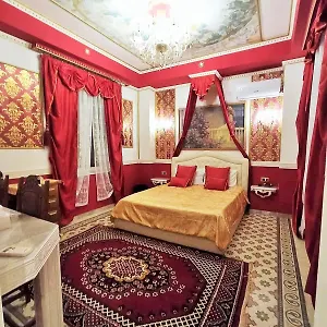 Evelina Club Hotel